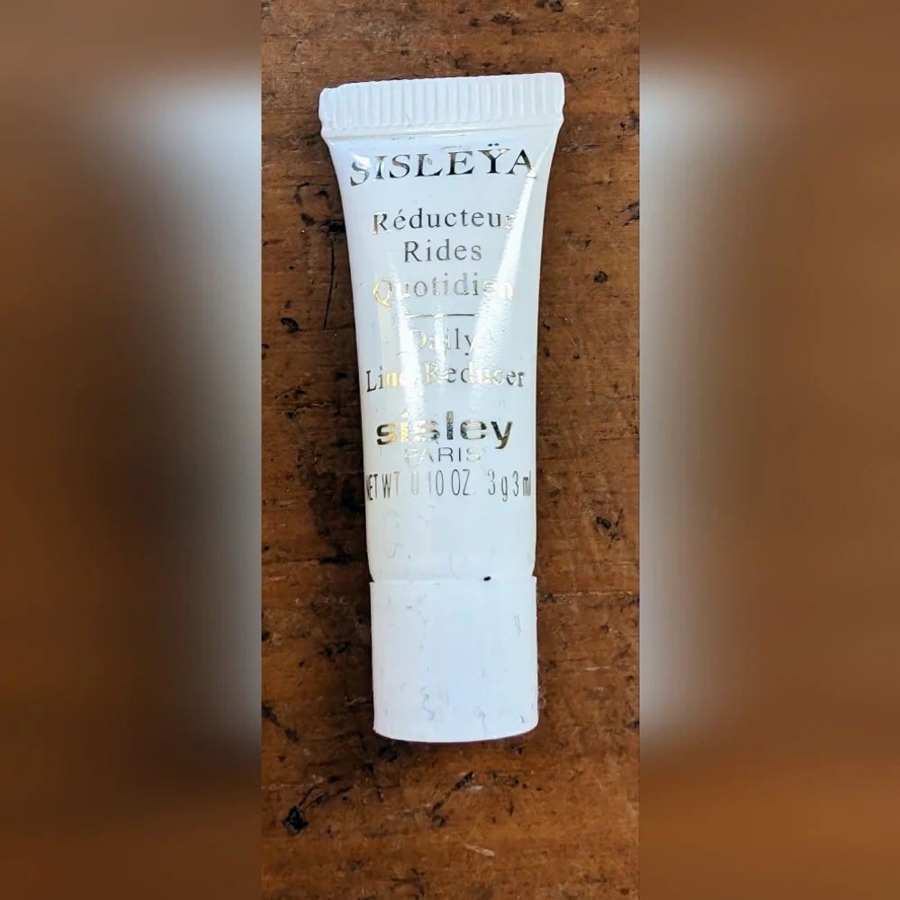 Sisley Paris Sisleya Daily Line Reducer .10 oz  NEW - Picture 2 of 6